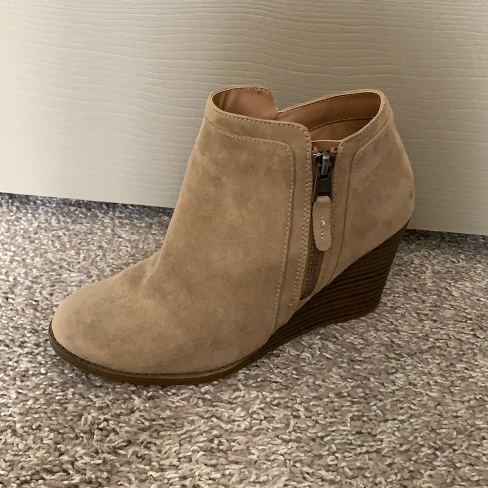 Beige booties